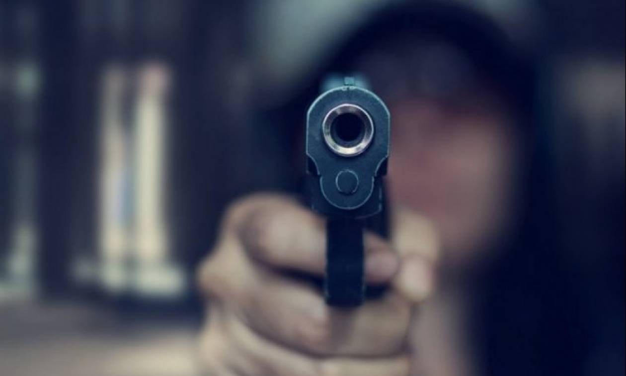 Ληστεία σε δισκογραφική: Στο νοσοκομείο γνωστός μουσικοσυνθέτης που βρισκόταν στα γραφεία της