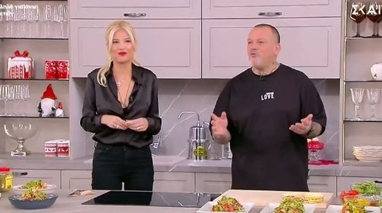 Δημήτρης Σκαρμούτσος: ήθελε να τα ... μαζέψει η Φαίη Σκορδά