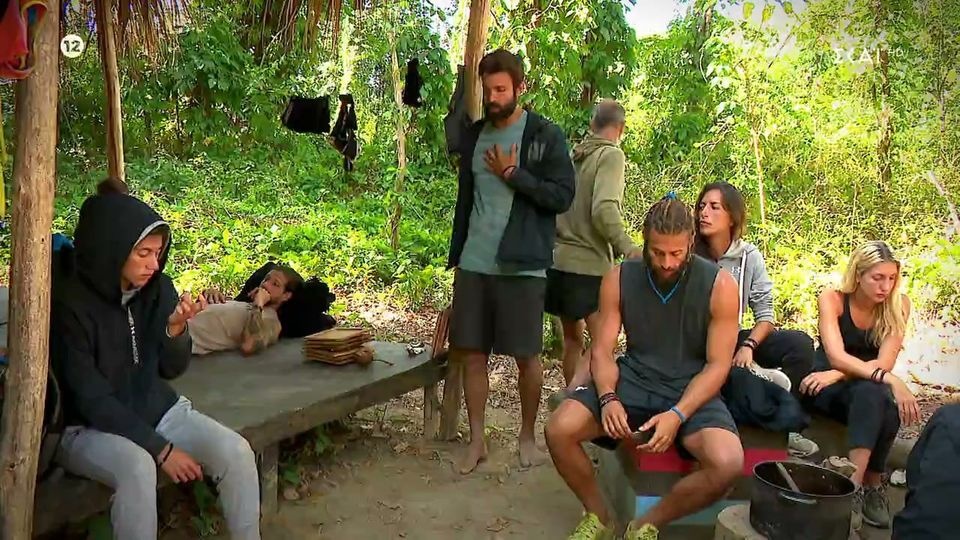 Survivor: Απίστευτες καταγγελίες - «Με πετάνε κάτω και κλαίω. Σα να είμαι το παραπαίδι»