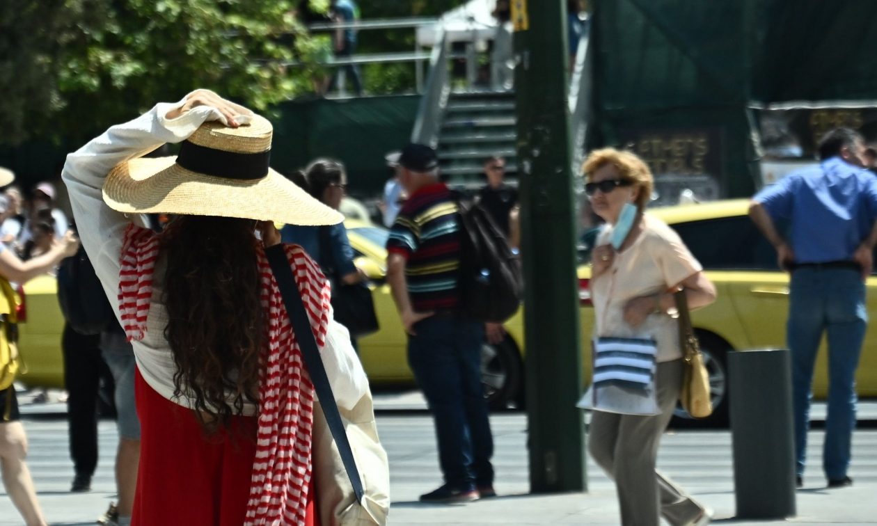 Καιρός: Μίνι καλοκαίρι με... 30άρια - Οι επιπτώσεις των θερμών θαλασσών